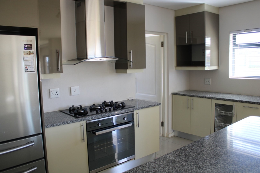 4 Bedroom Property for Sale in Kidds Beach Eastern Cape